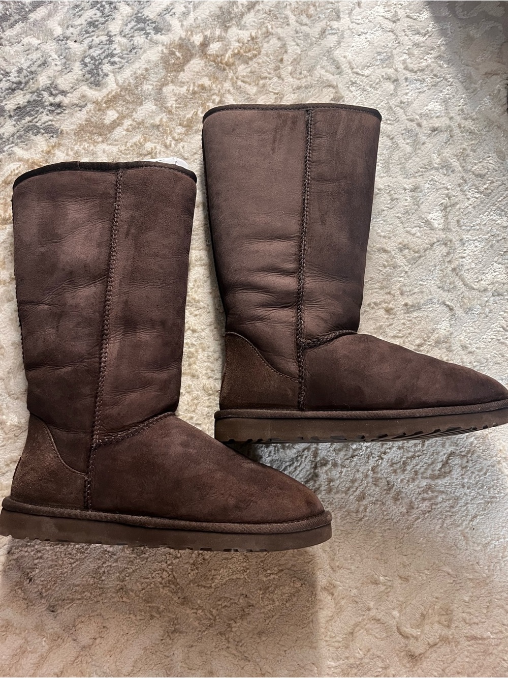 UGG Classic Tall 11 boots Brown Suede sheepskin lining Winter Boots